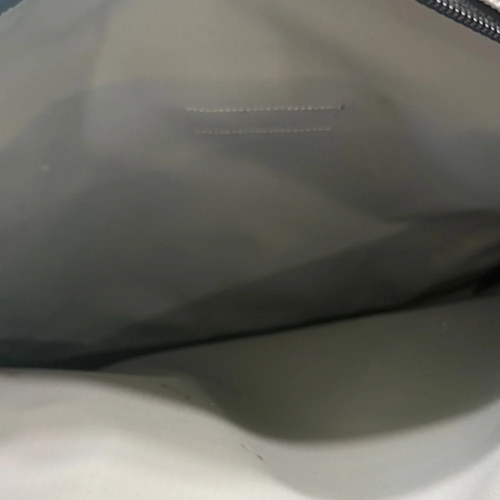 Yak Pak The Onion Messenger Bag